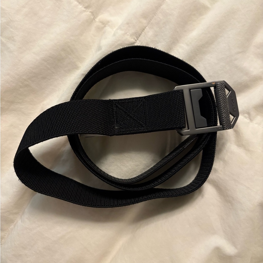 Arcade belt